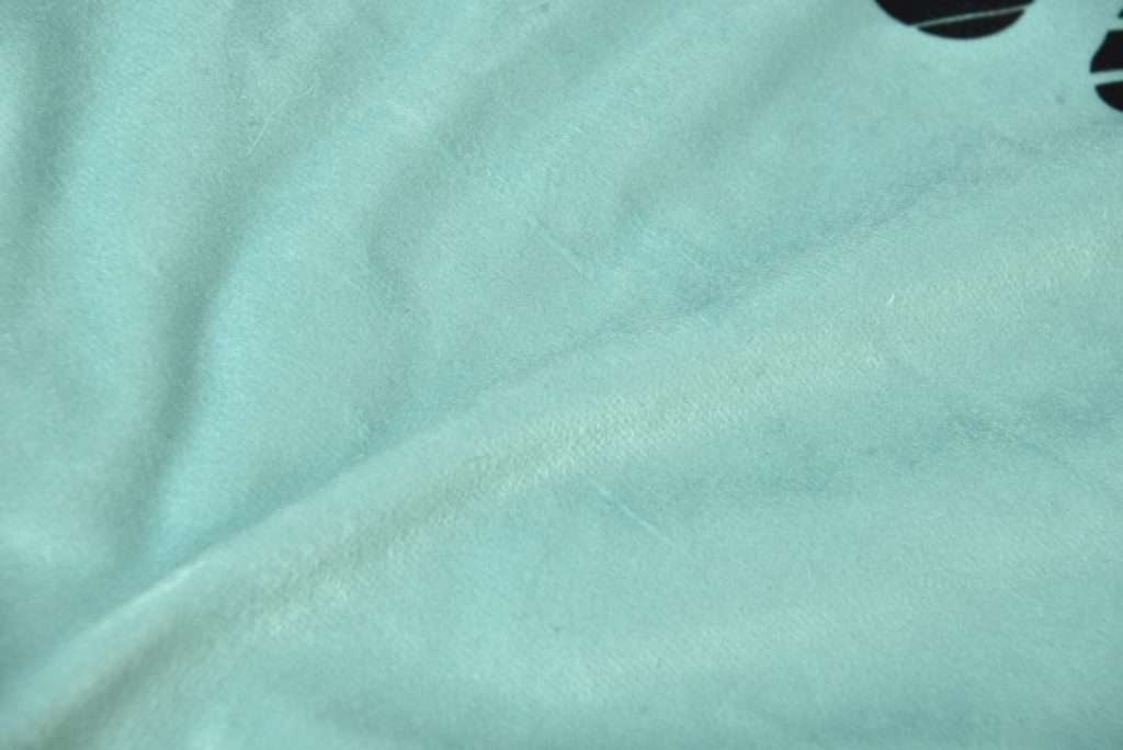 couverture en peluche pour chats