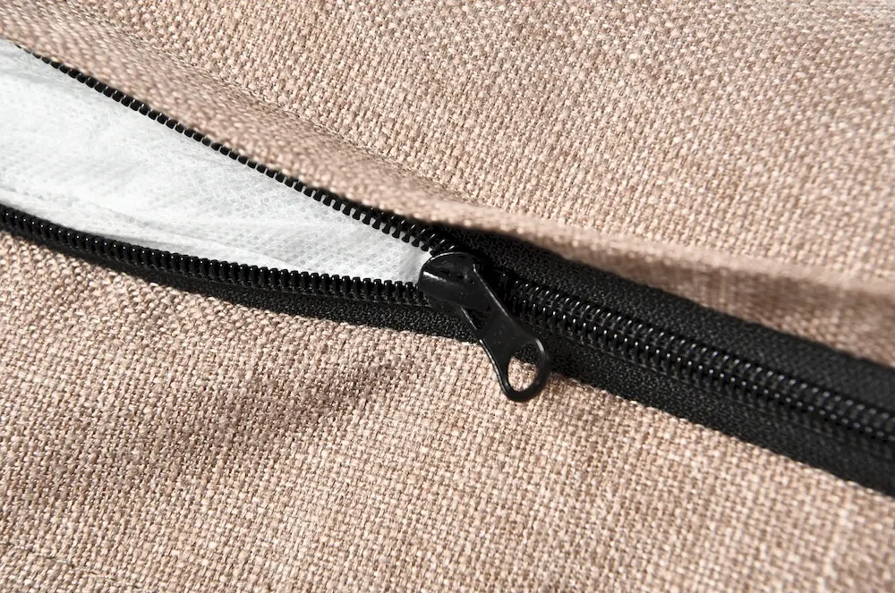 bolster dog bed zipper