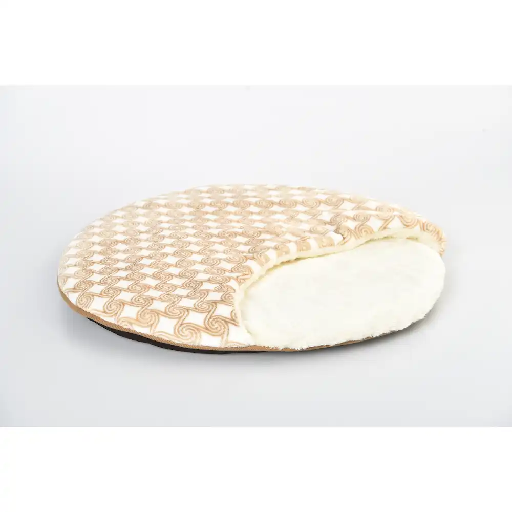 heated dog bed outdoor