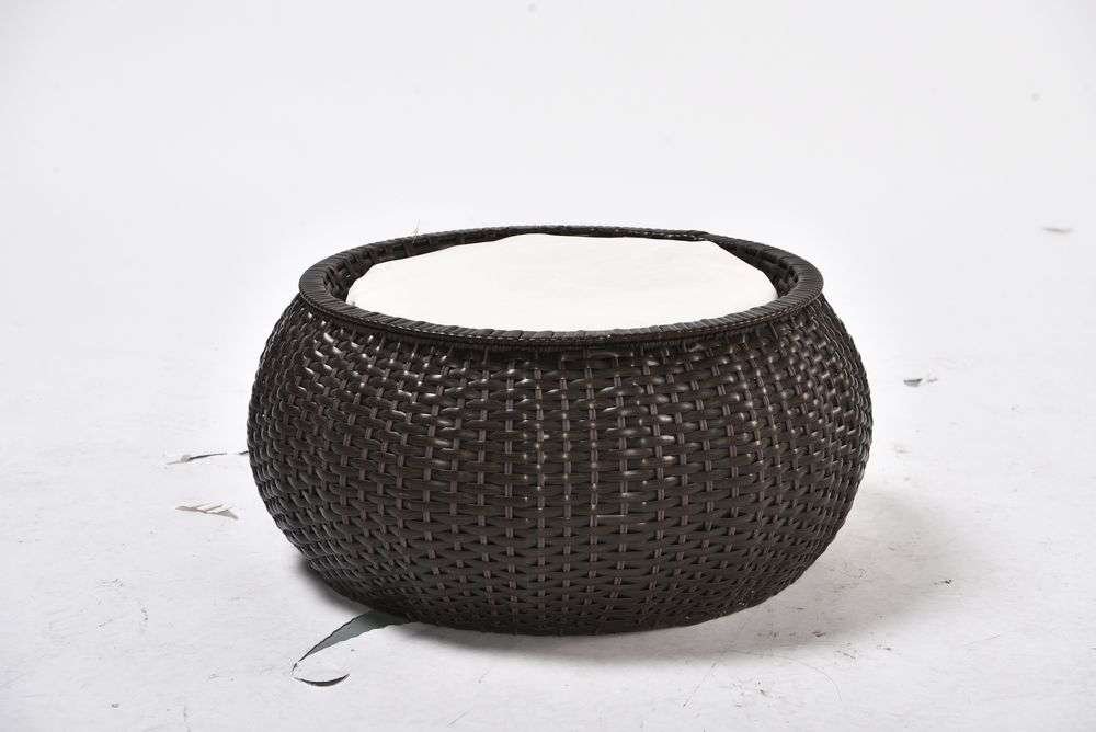 round cat bed