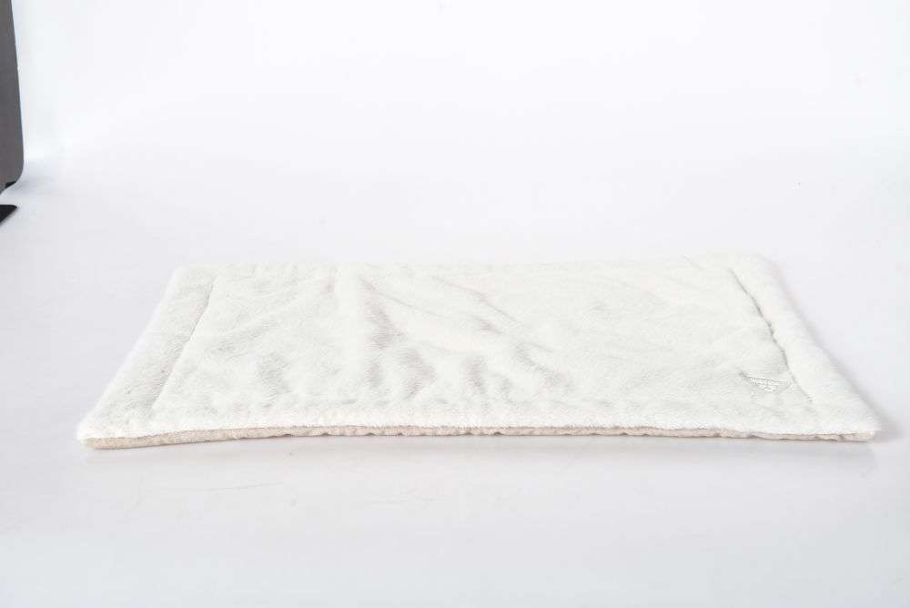 warm cats blanket