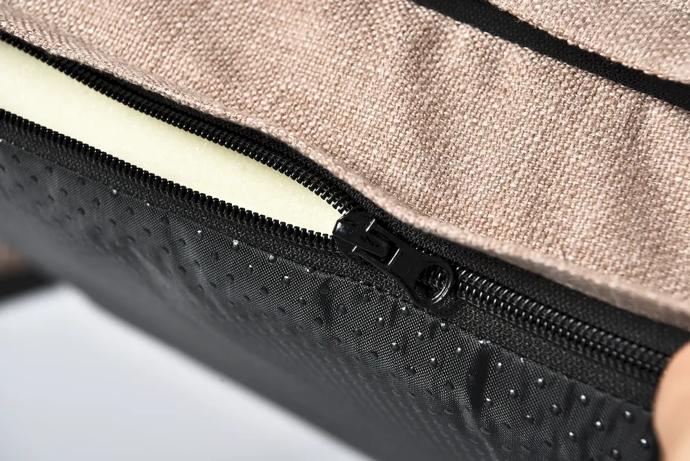 zipper display