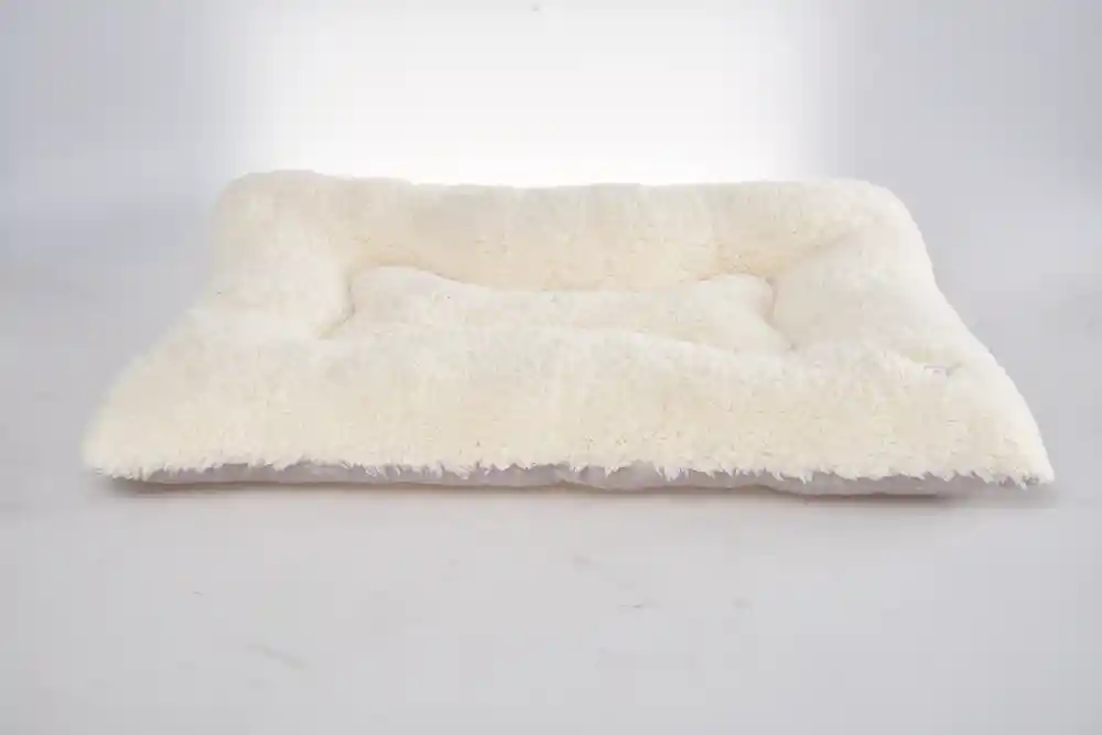 cushion for dog white color