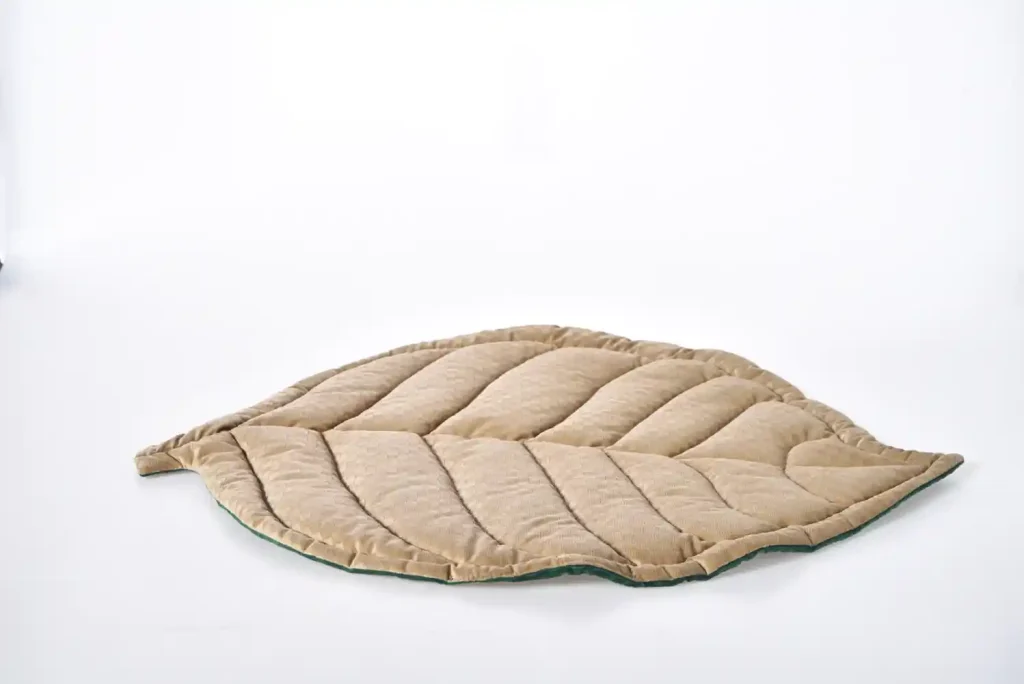 Leaf Shape Dog Bed Mat Wholesaler