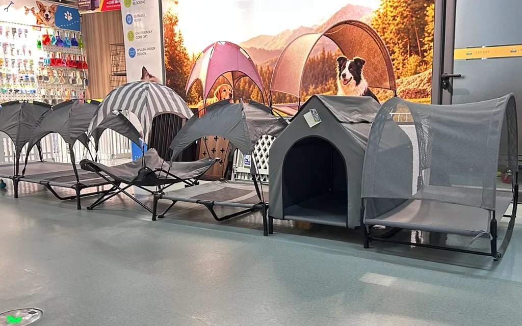 Waterproof Breathable Outdoor Elevated Dog Bed with Canopy
