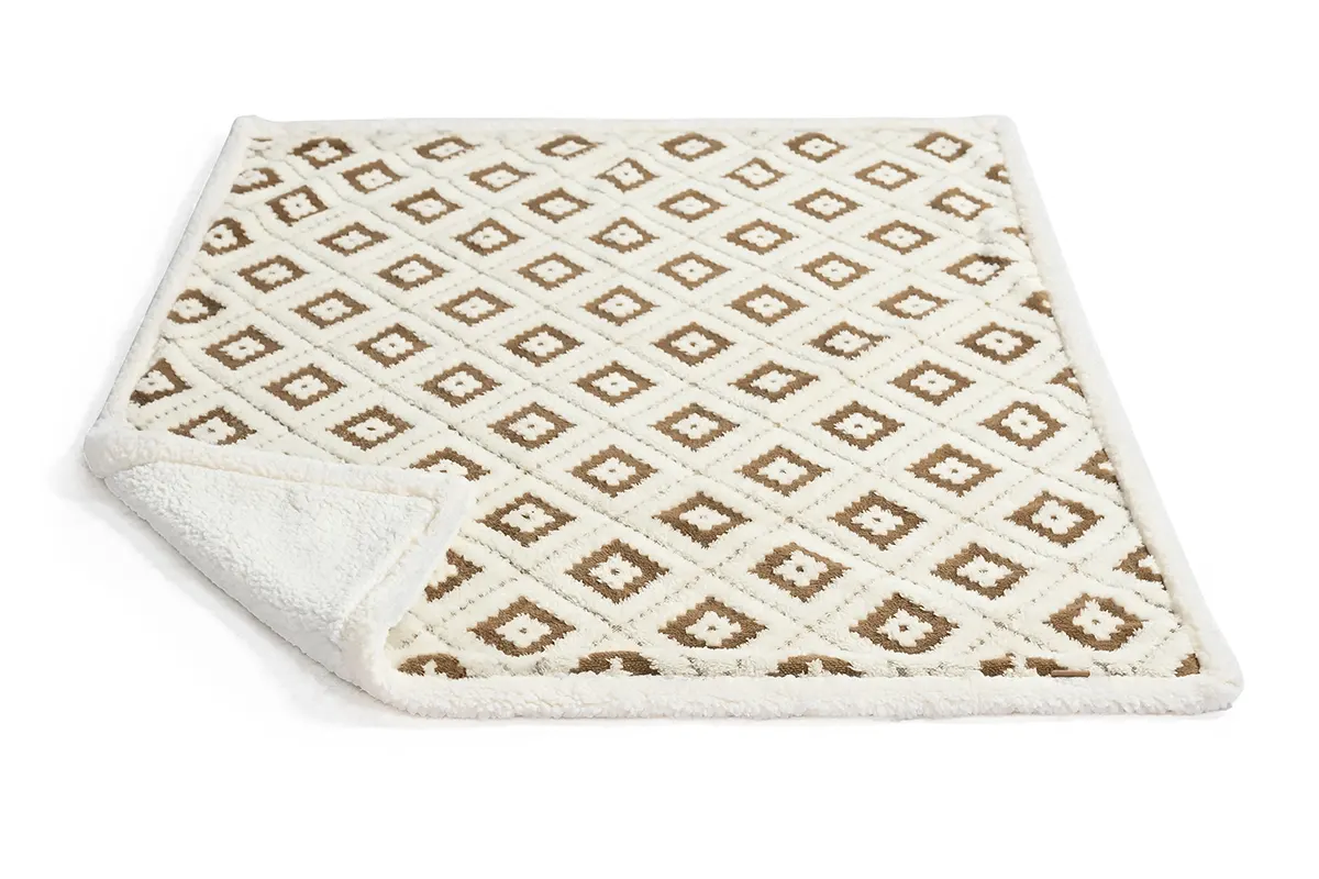 YF139037 diamond jacquard sherpa fleece dog blanket white background
