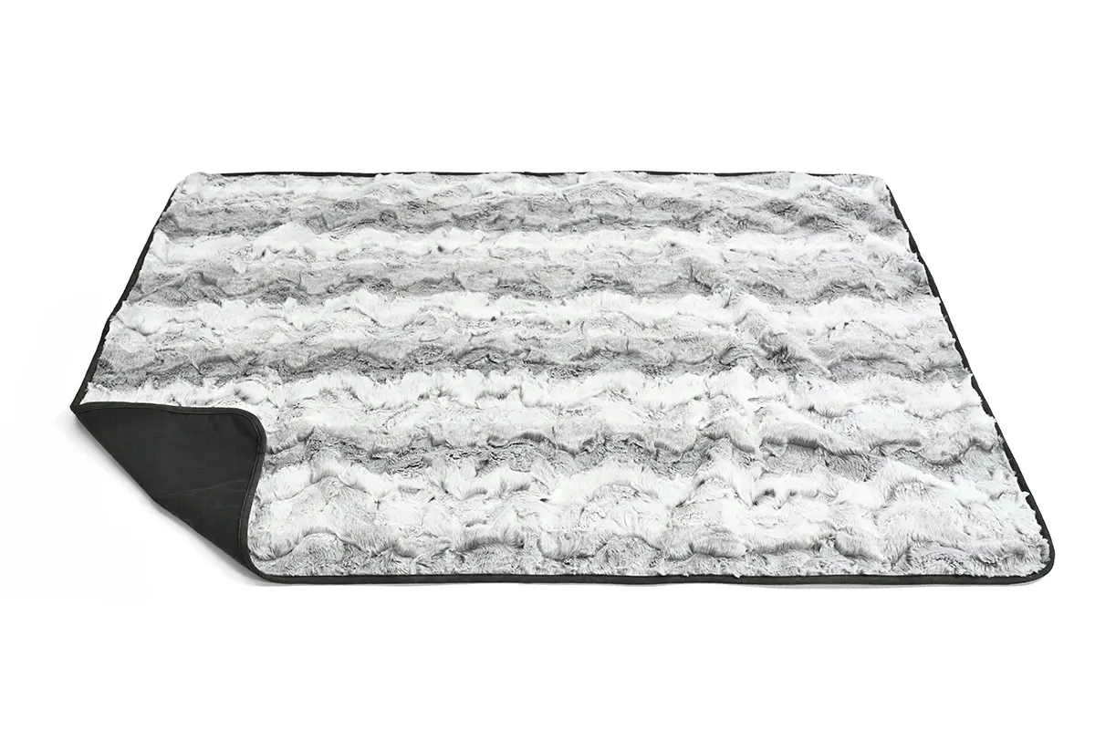 Faux leather and PV plush fabric for dog blankets