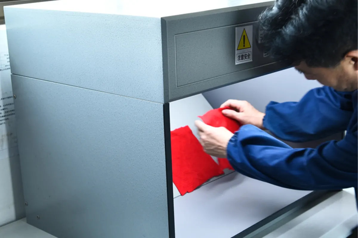 Standard light source color difference calibration for donut dog bed fabric quality