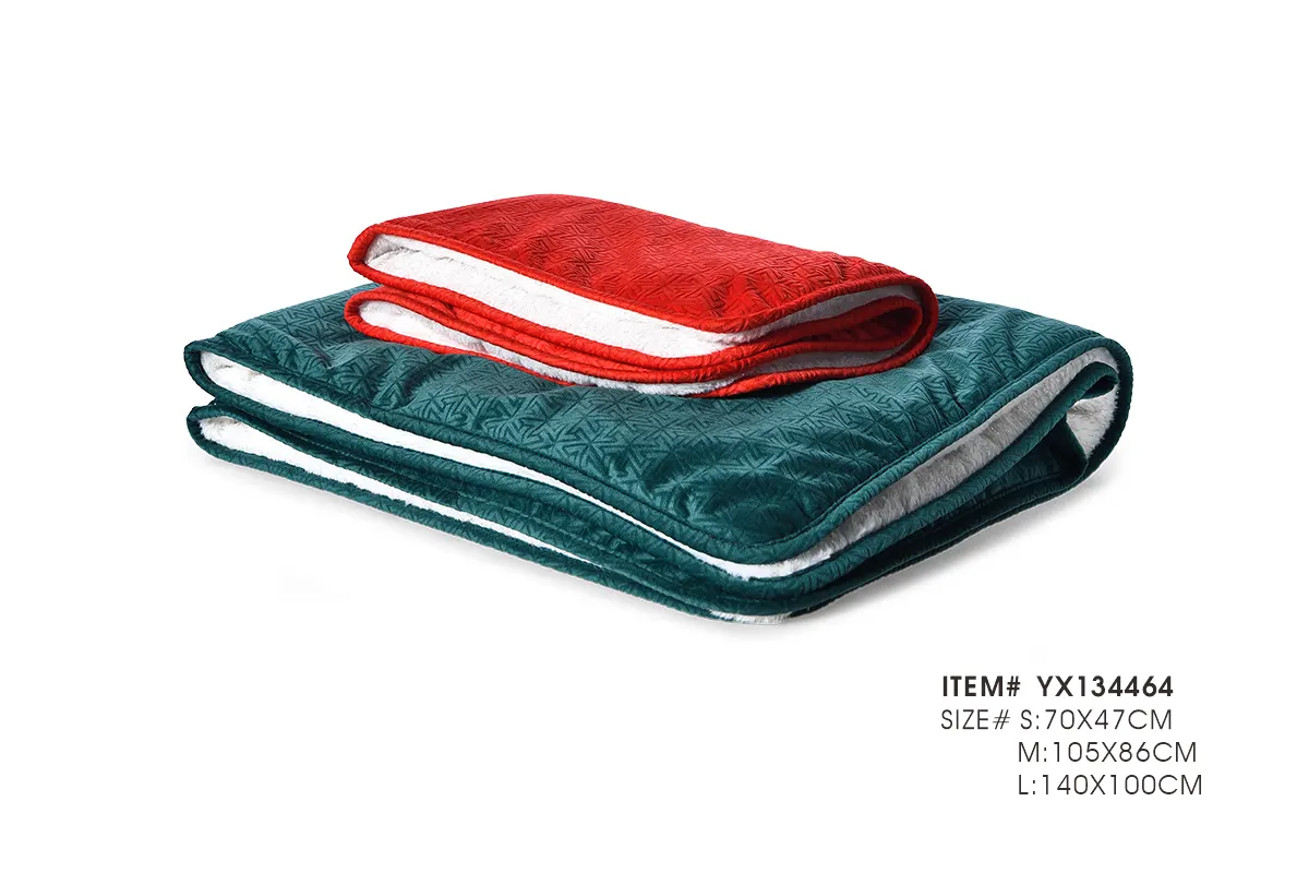 Christmas pet mats and blanket style bedding for retail collections